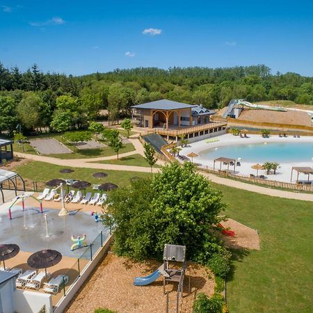 Camping Aubigny-Les Clouzeaux Aubigny  Exterior photo
