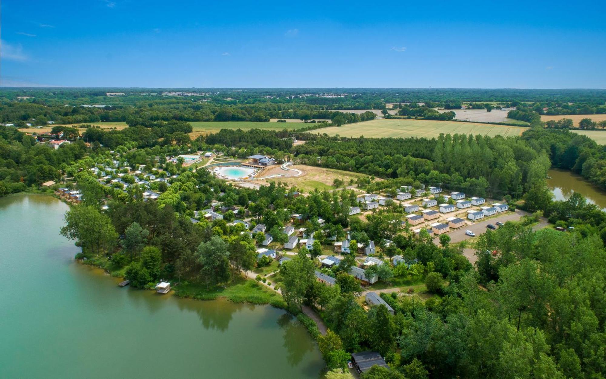Camping Aubigny-Les Clouzeaux Aubigny  Exterior photo